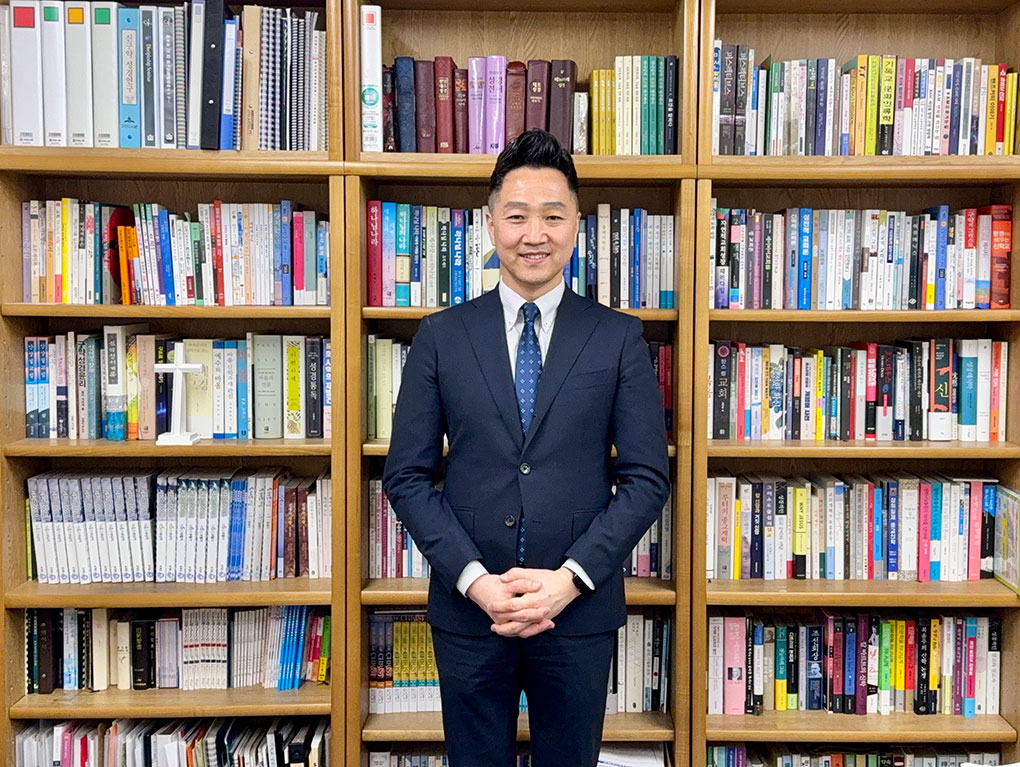 Pastor Kim Hyun